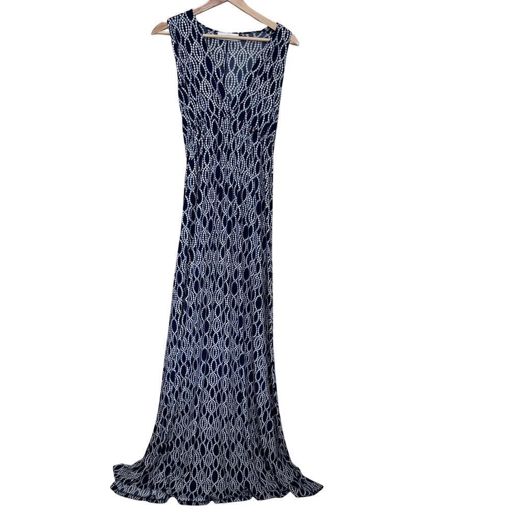 Veronica‎ M blue and white sleeveless plunge dress size small vacation beach
